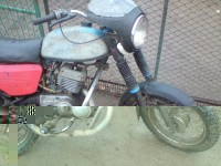 z_55cffd60.jpg